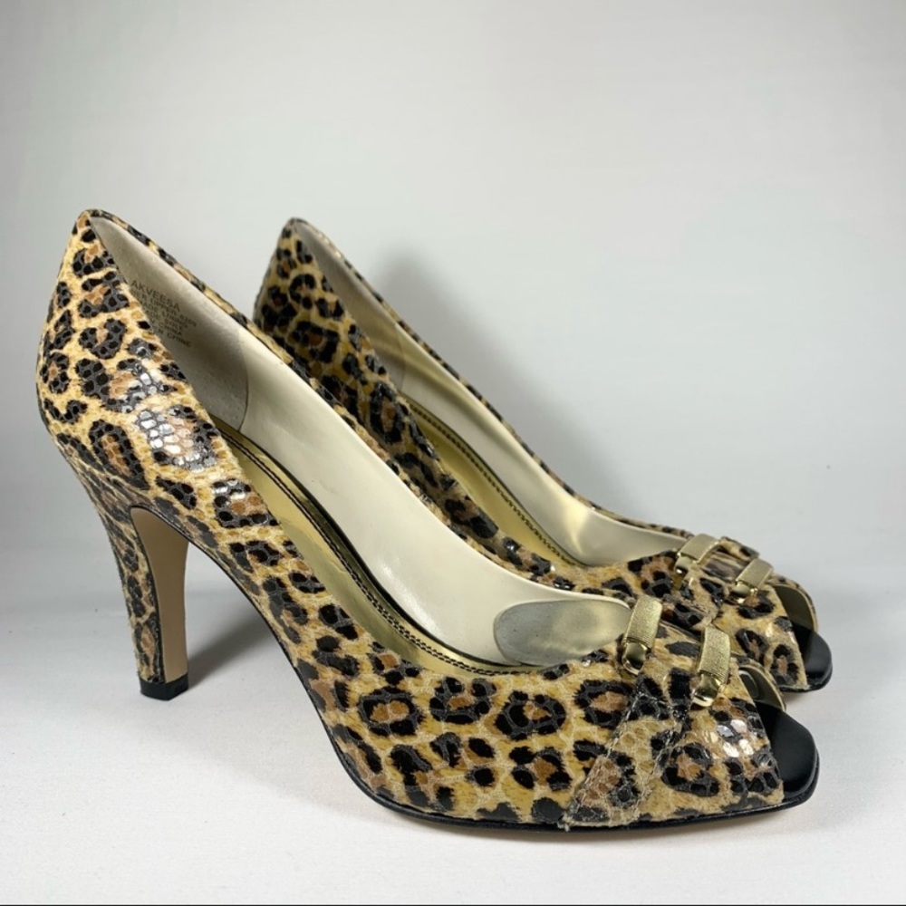 Anne Klein Leather Sandals Akveesa